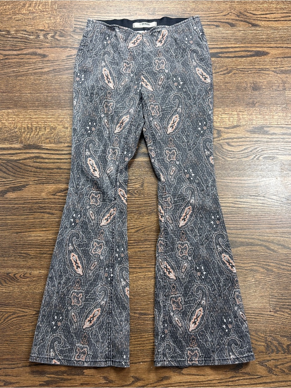Rock & Roll Denim Jeans Women 29 x 34 Bargin Bell Pull On Flare Stretch Paisley